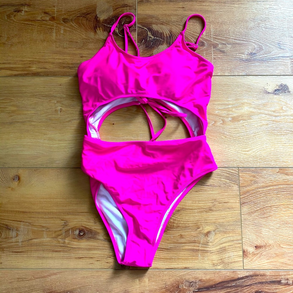 Hot pink bikini!